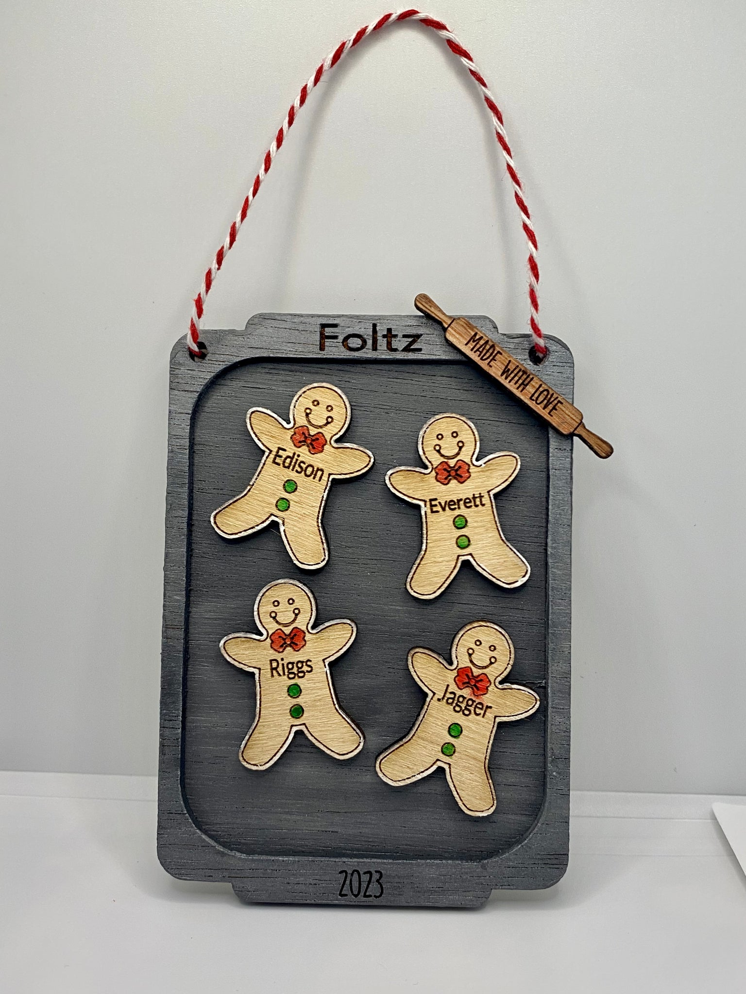 Gingerbread Family Ornament
